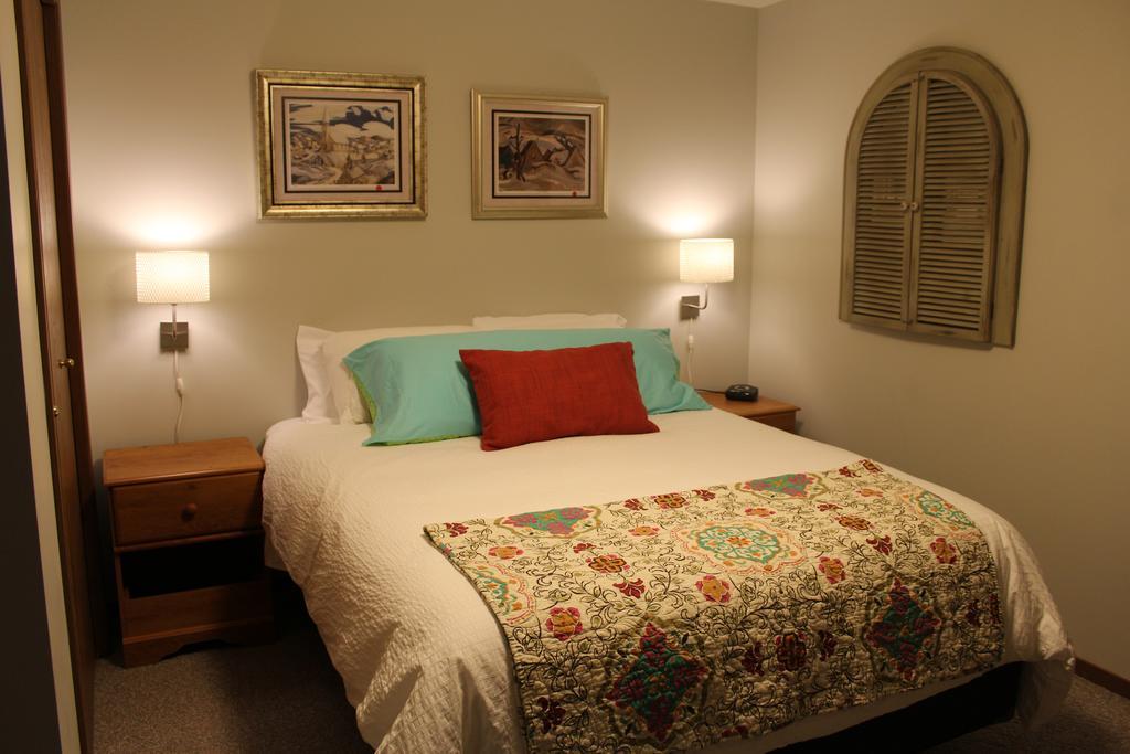 A Gem Inn The Rockies ジャスパー 部屋 写真